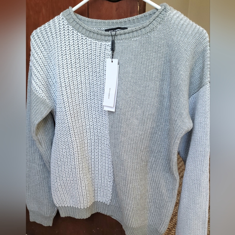 525 America Two-Tone Gray & White Cropped Knit Sweater, women's Large